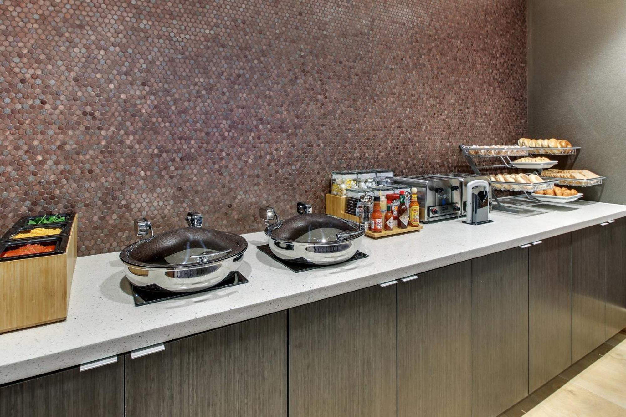 Springhill Suites By Marriott Montgomery Downtown Bagian luar foto