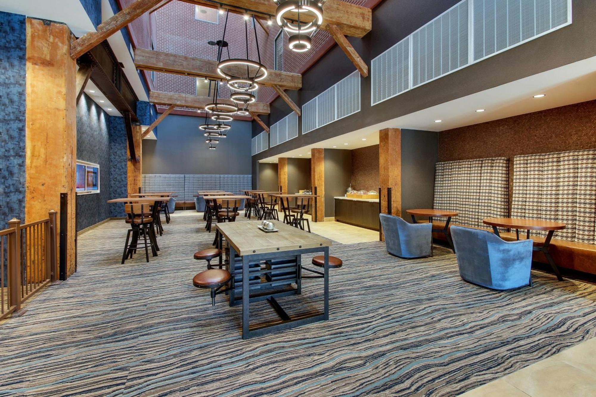 Springhill Suites By Marriott Montgomery Downtown Bagian luar foto