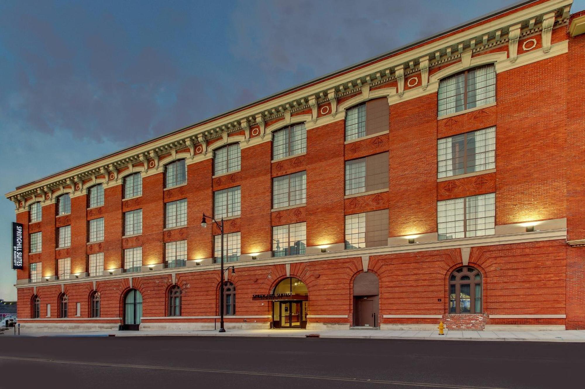 Springhill Suites By Marriott Montgomery Downtown Bagian luar foto