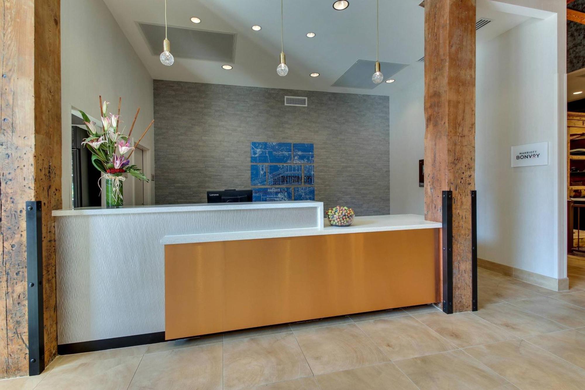 Springhill Suites By Marriott Montgomery Downtown Bagian luar foto