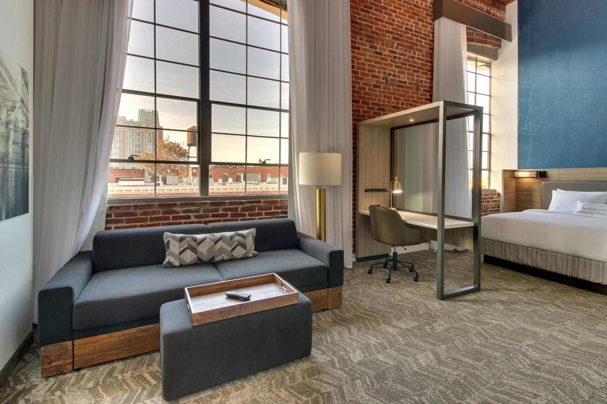 Springhill Suites By Marriott Montgomery Downtown Bagian luar foto