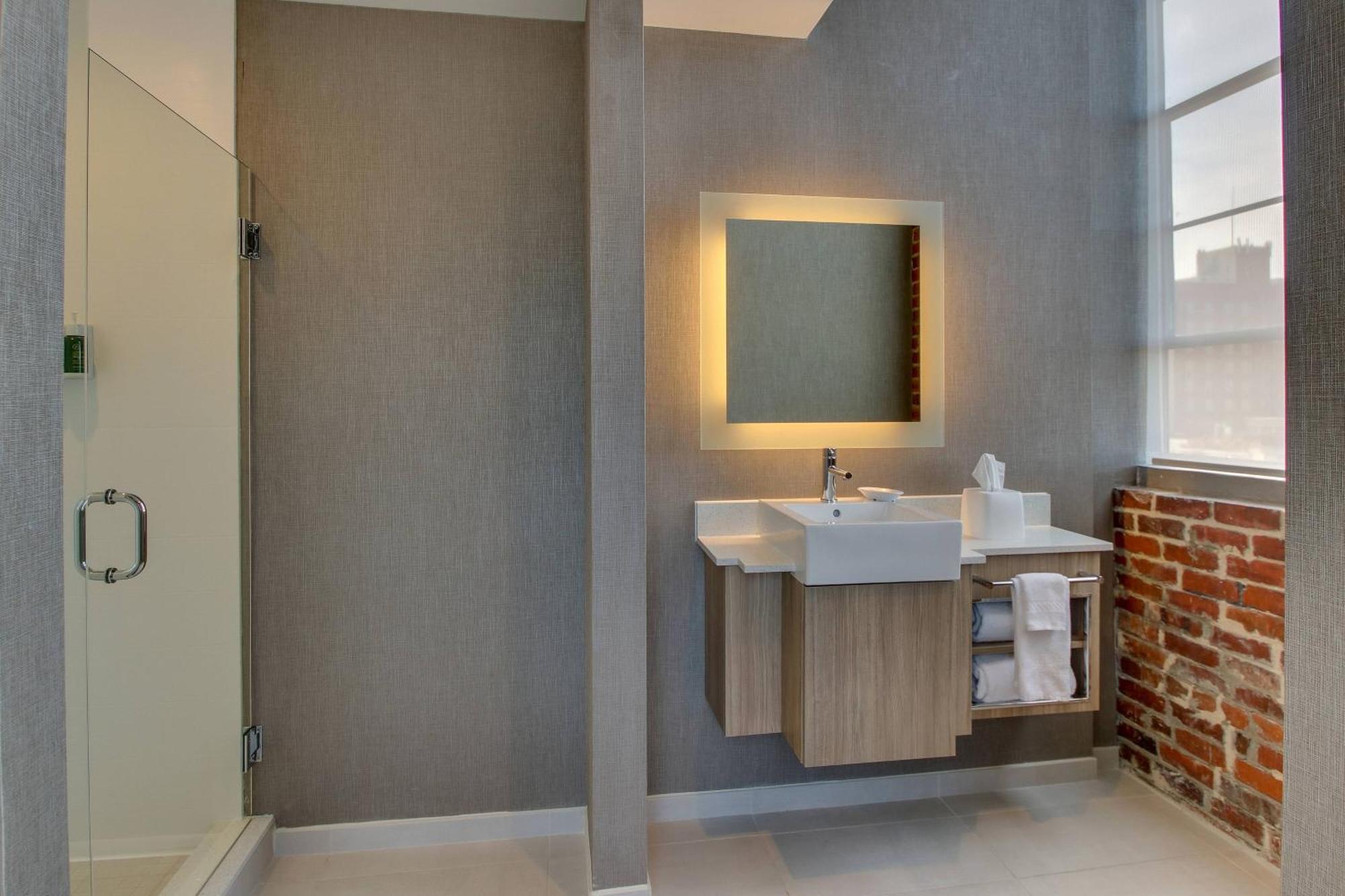 Springhill Suites By Marriott Montgomery Downtown Bagian luar foto